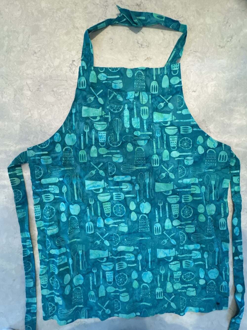 Oasis Hometex Cotton Printed Kitchen Apron with Pockets, Blue and Green Kitchen